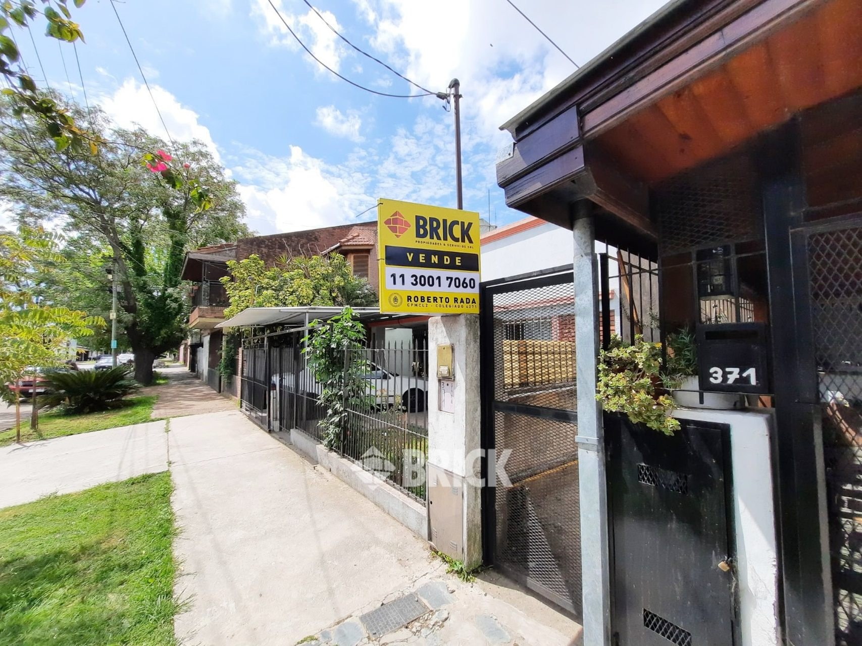 SANTA FE al 300 Piso PB 33