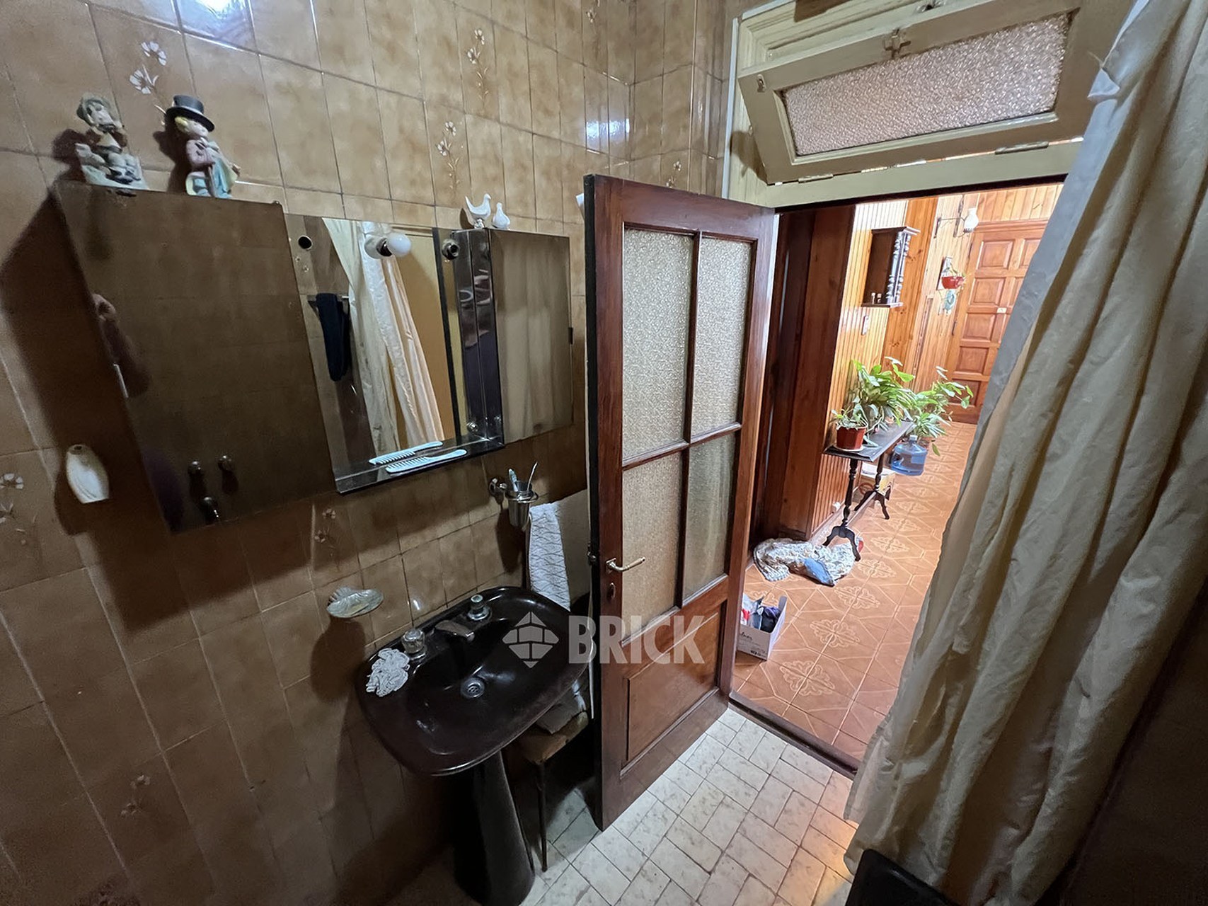 LOYOLA al 600 Piso 1 8