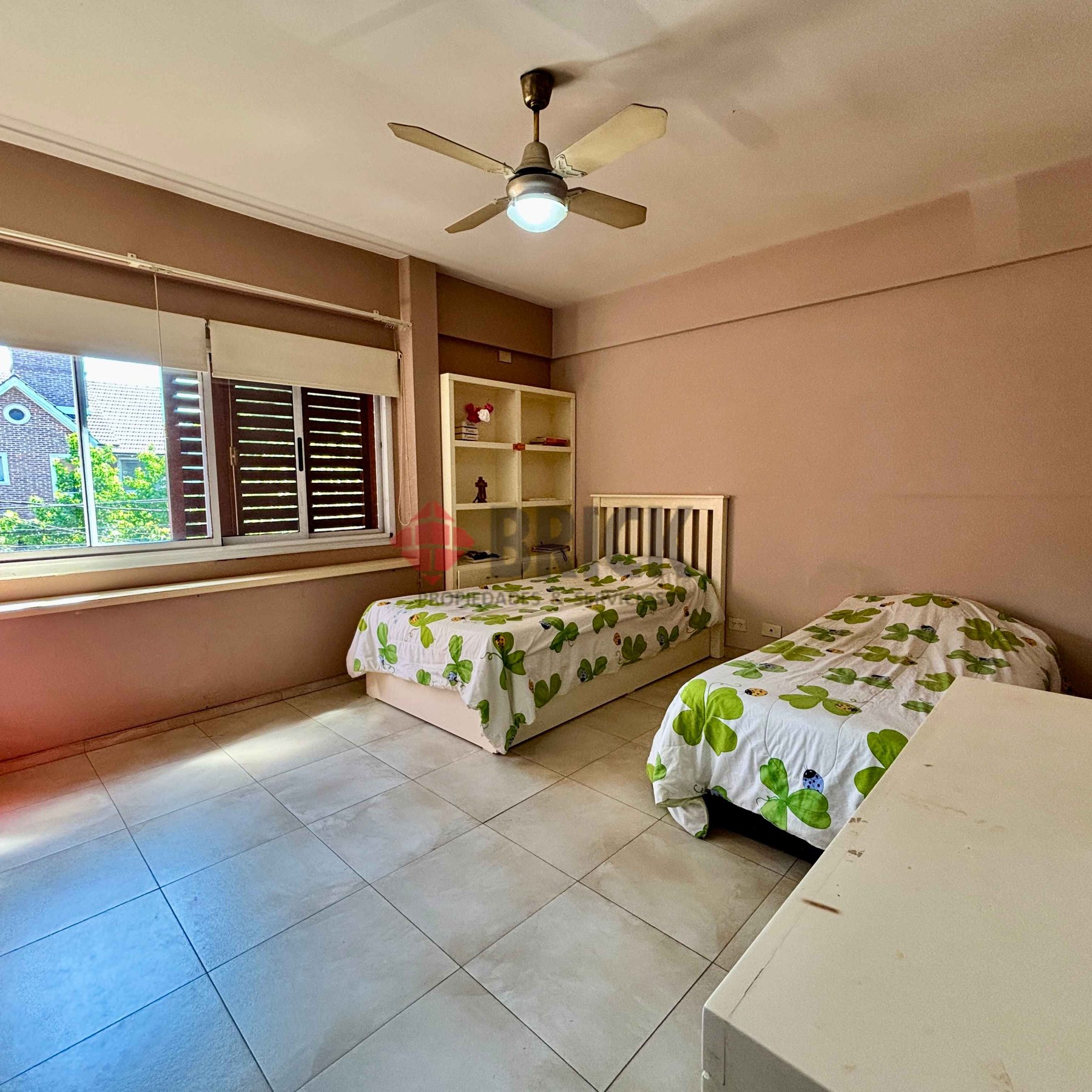 MONASTERIO al 700 18