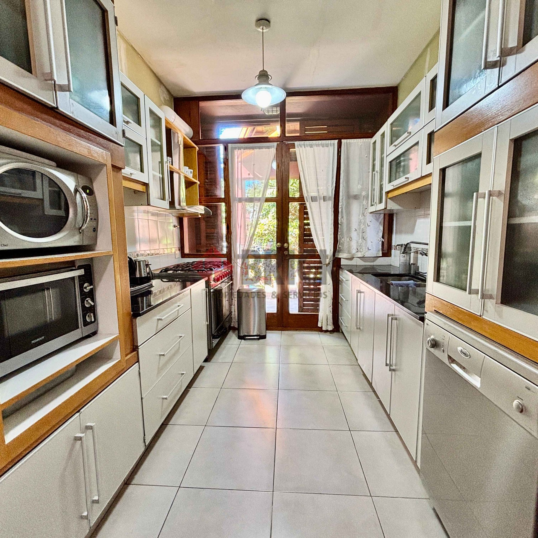 MONASTERIO al 700 11