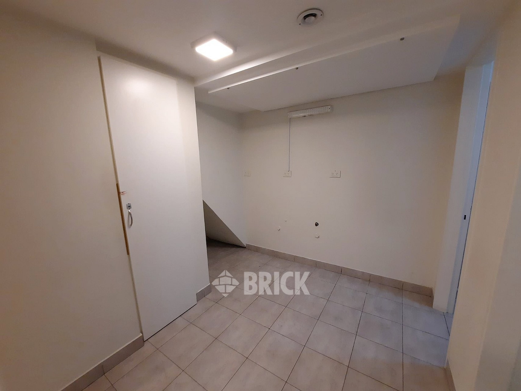 CORRIENTES, AV. al 1300 Piso 2 19