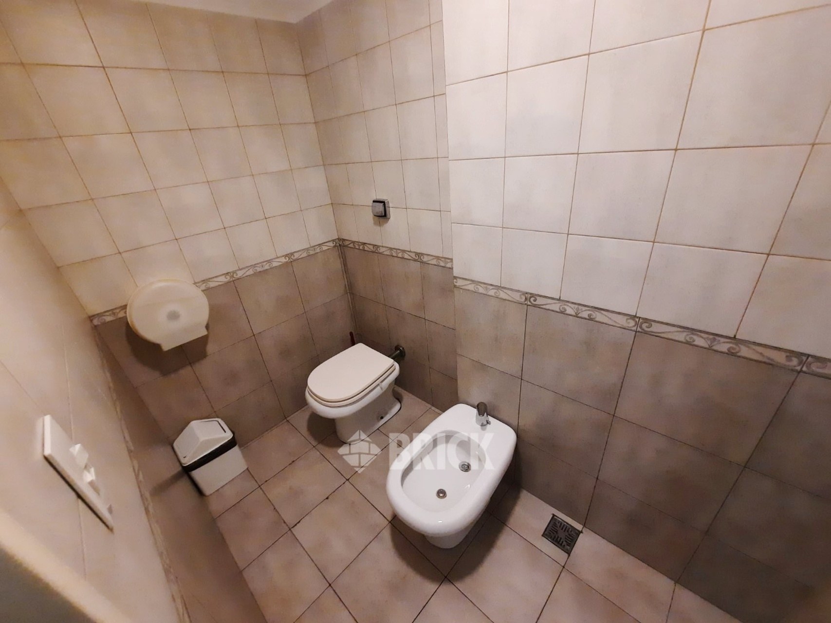 CORRIENTES, AV. al 1300 Piso 2 24