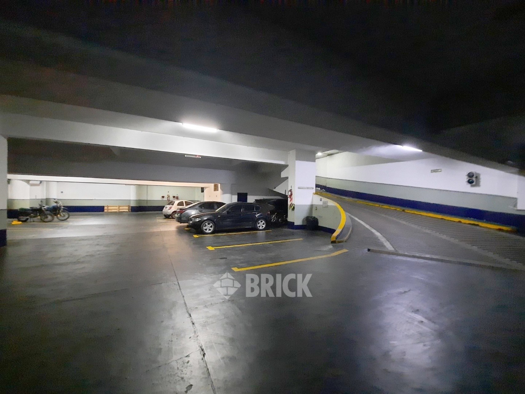 CORRIENTES, AV. al 1300 Piso 2 31