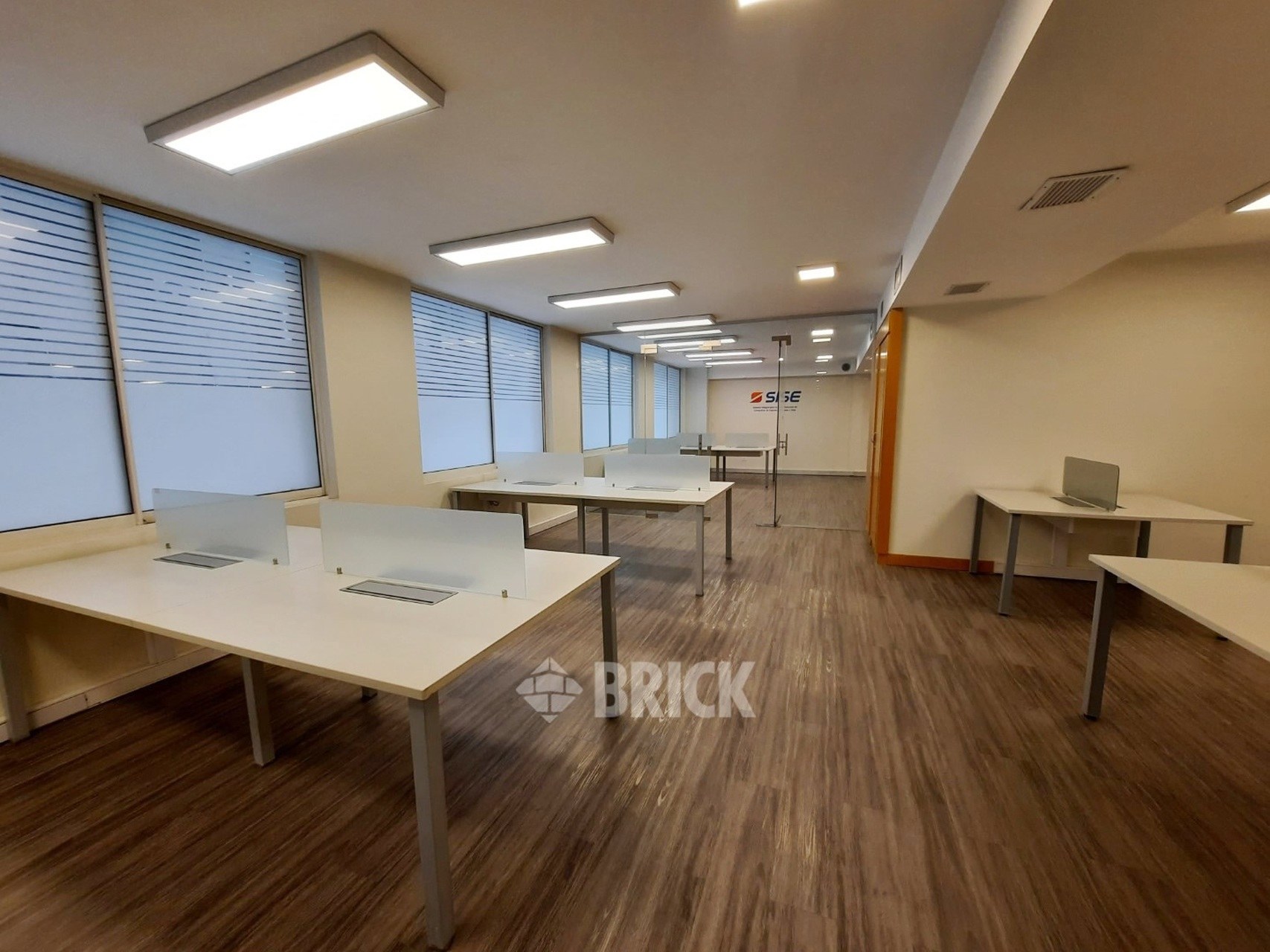 CORRIENTES, AV. al 1300 Piso 2 9