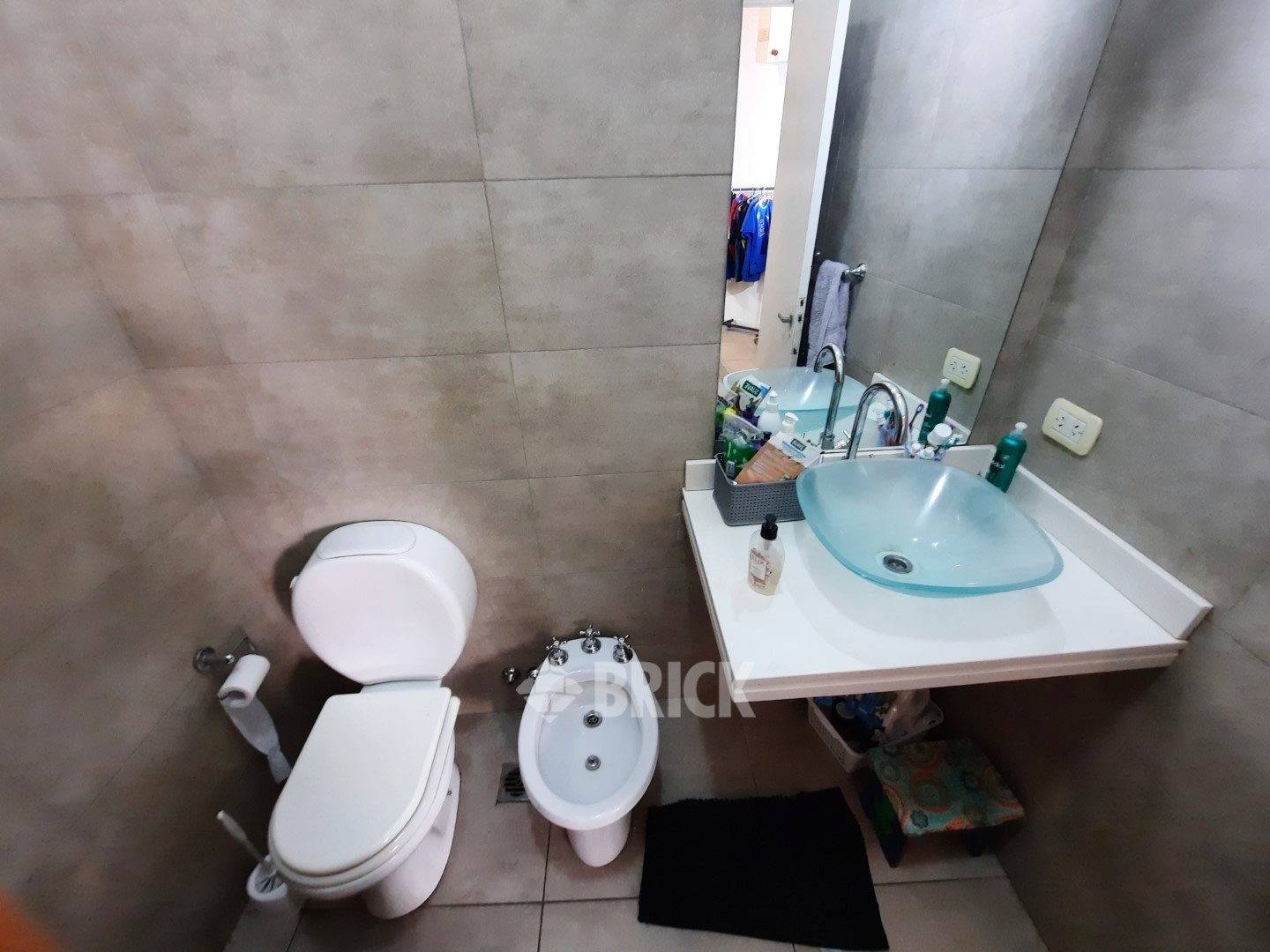 CIUDAD DE LA PAZ al 1900 Piso PB 13