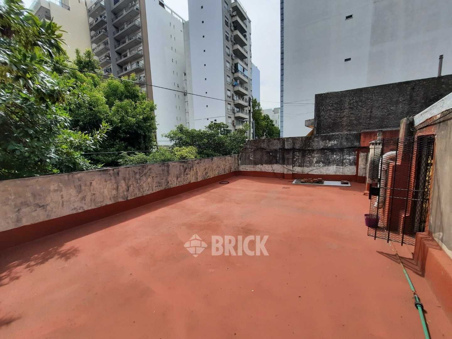 MORELOS al 300 Piso PB 26