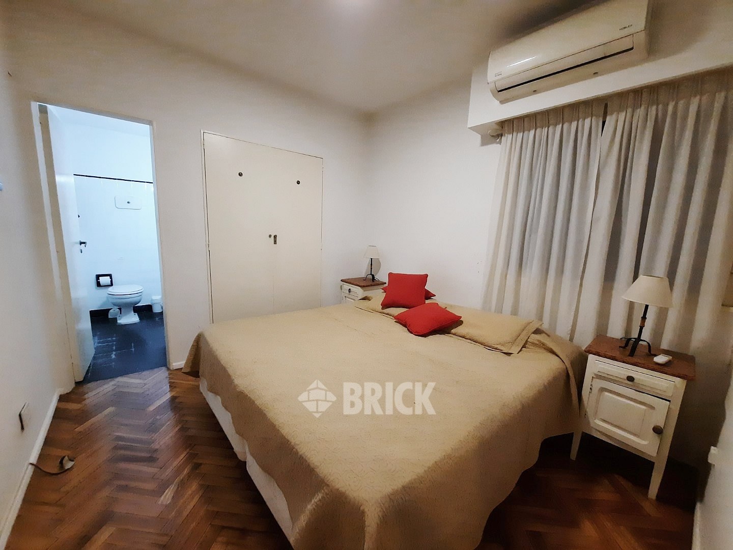 PEÑA al 2200 Piso 1 7