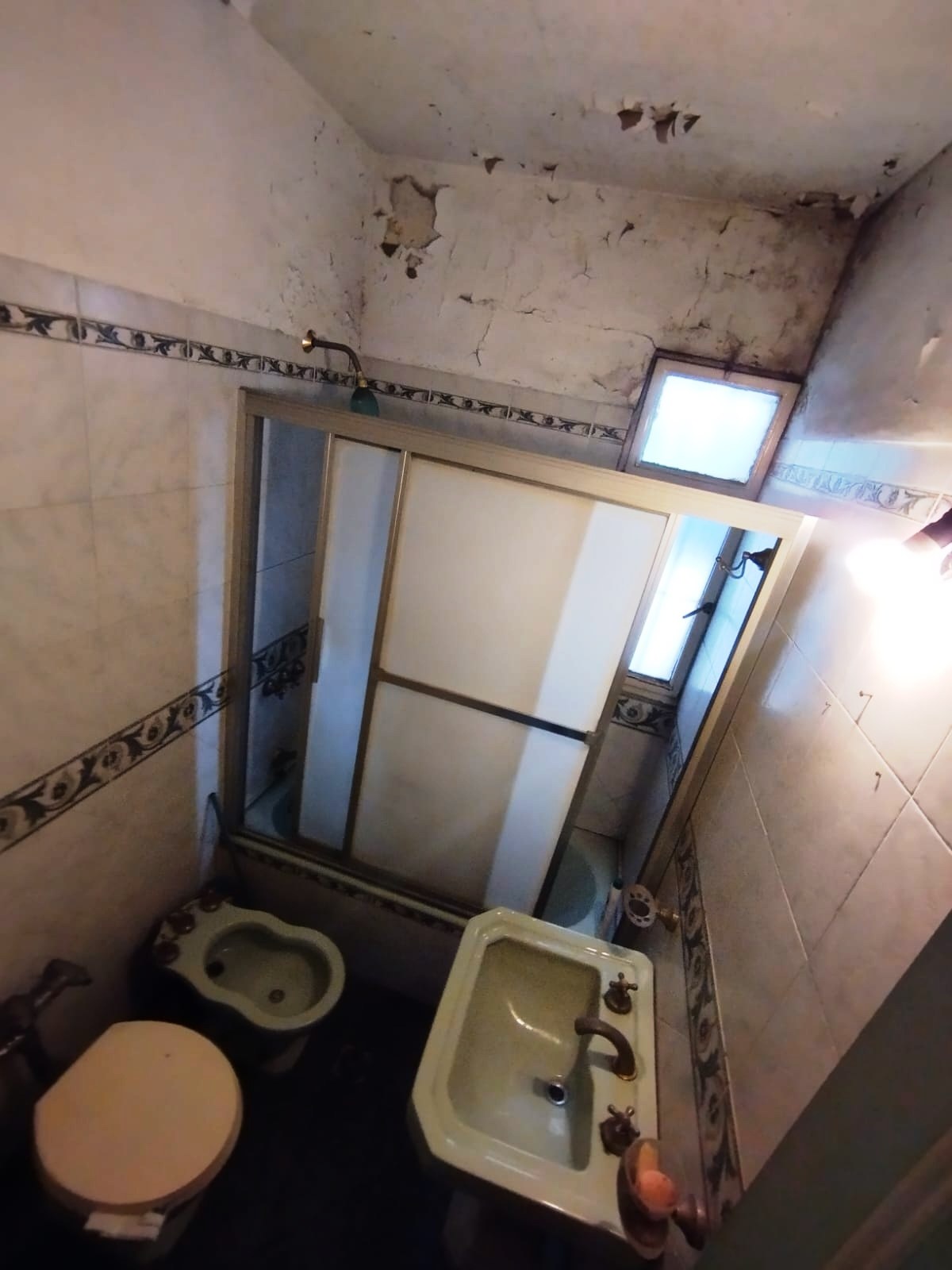 CABILDO, AV. al 4600 Piso 1 15