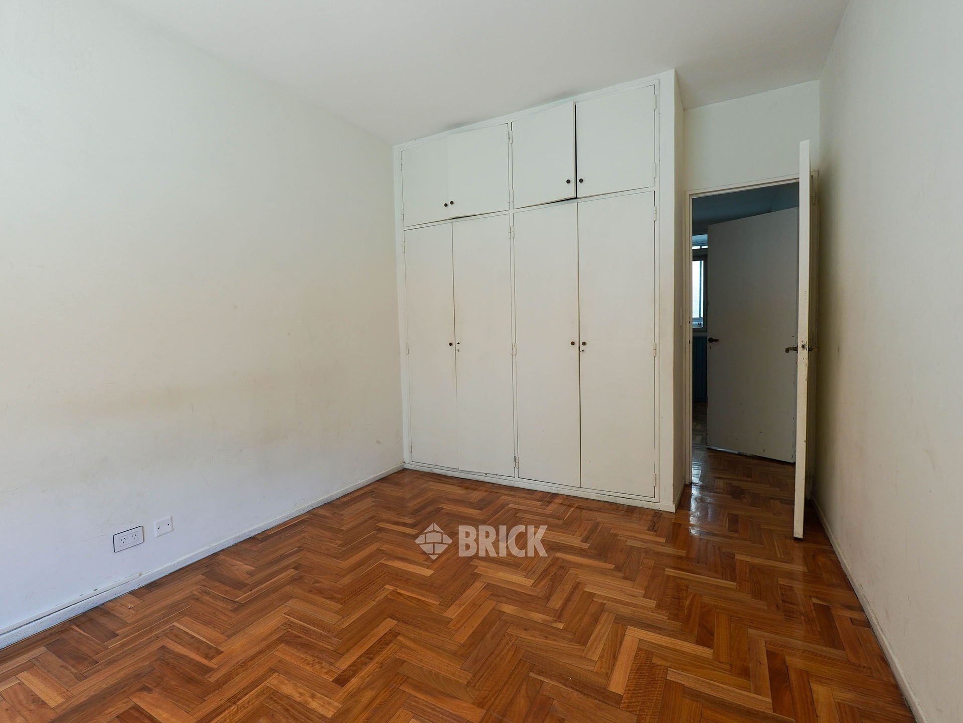 CABILDO, AV. al 600 Piso 2 13