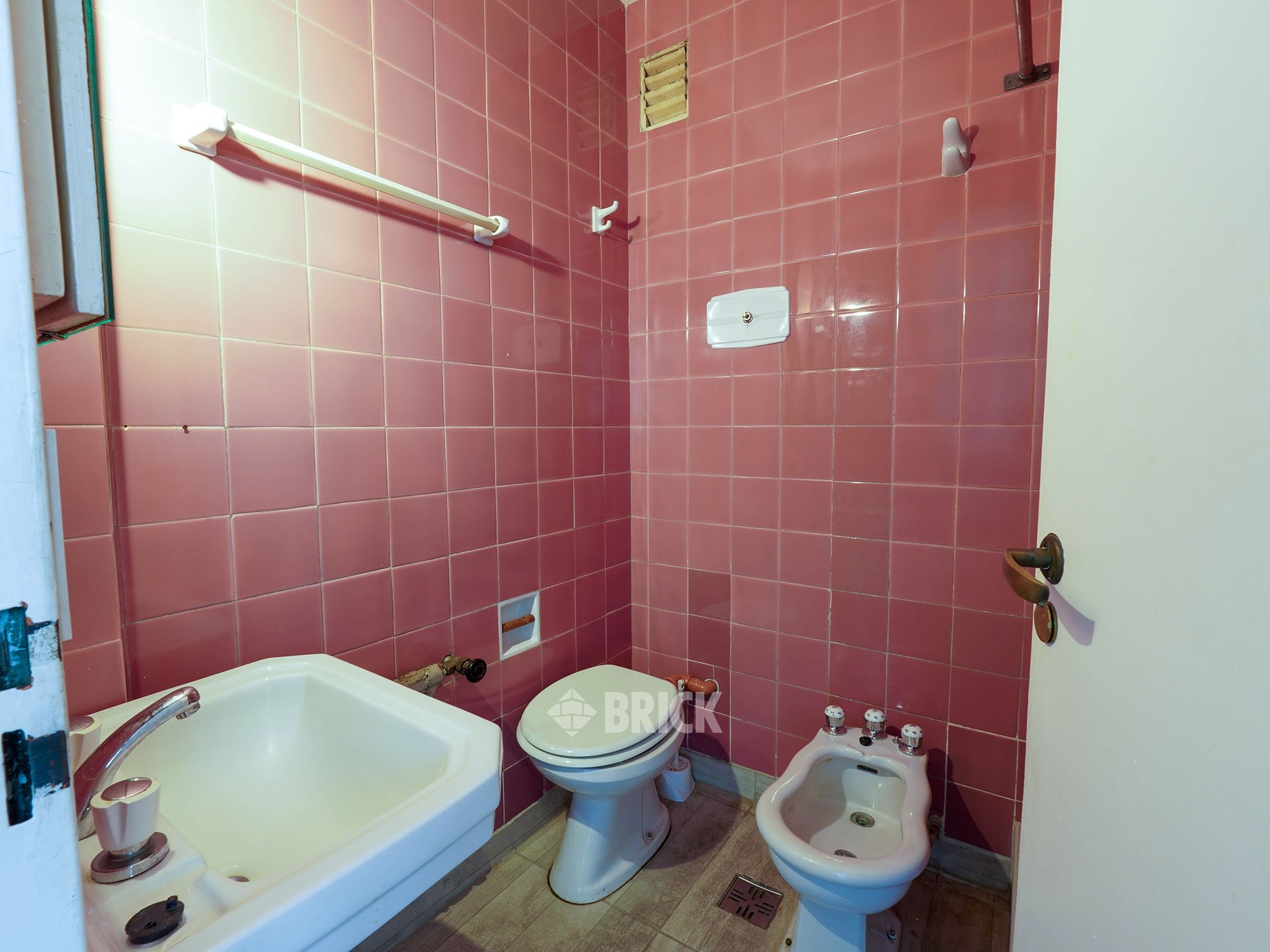 CABILDO, AV. al 600 Piso 2 16