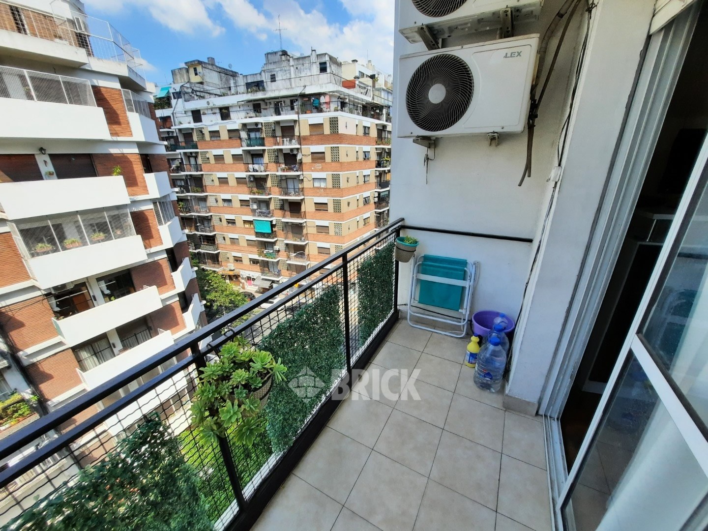 MALVINAS ARGENTINAS al 0 Piso 6 10