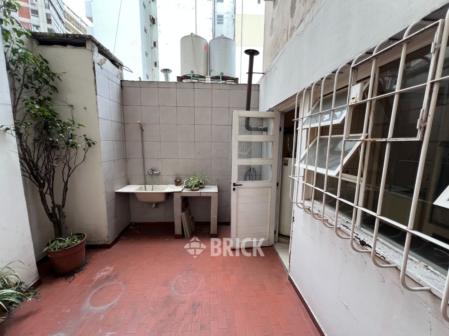 ZABALA al 1500 Piso 1 26