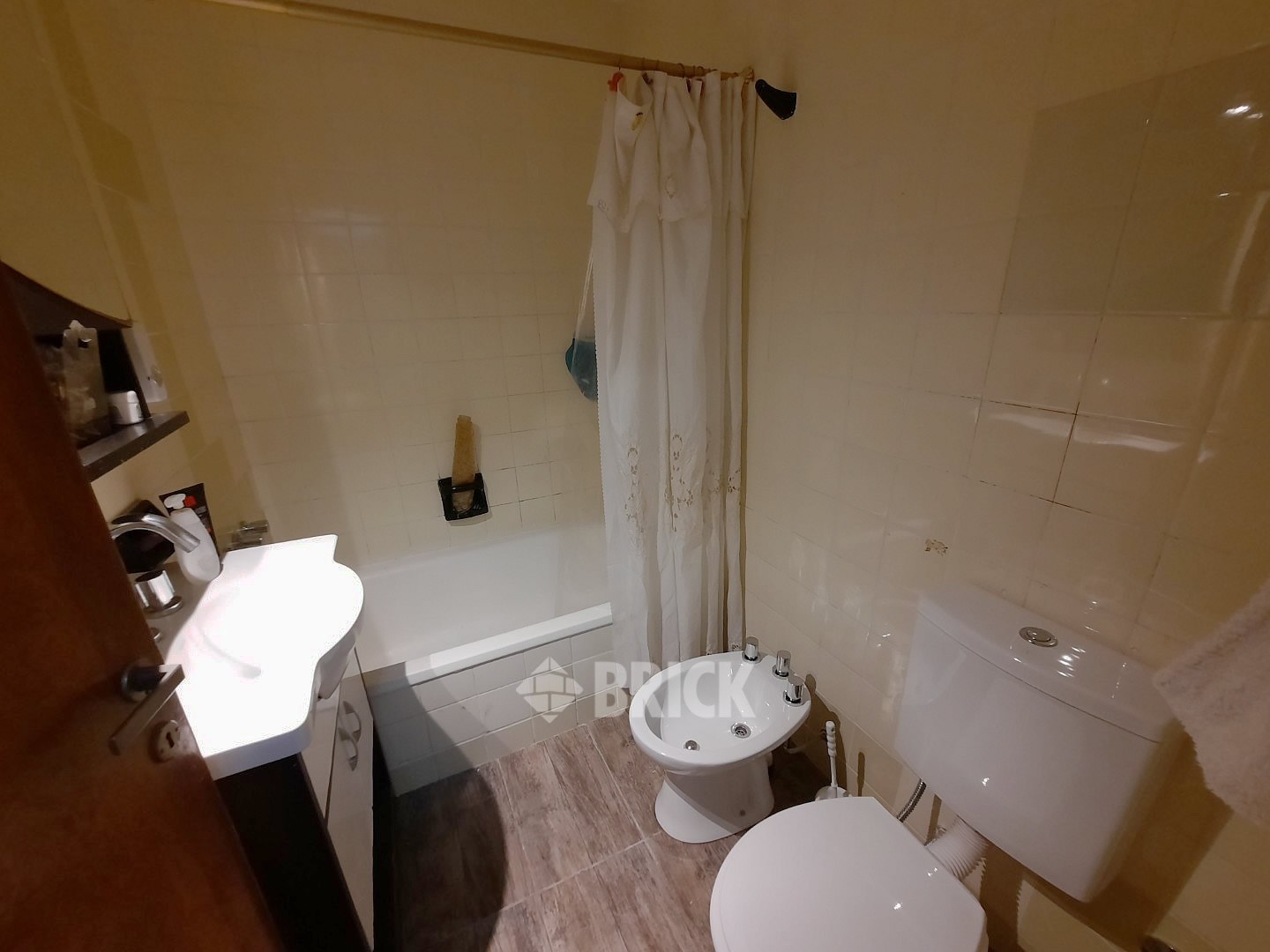 PICHINCHA al 100 Piso 1 11