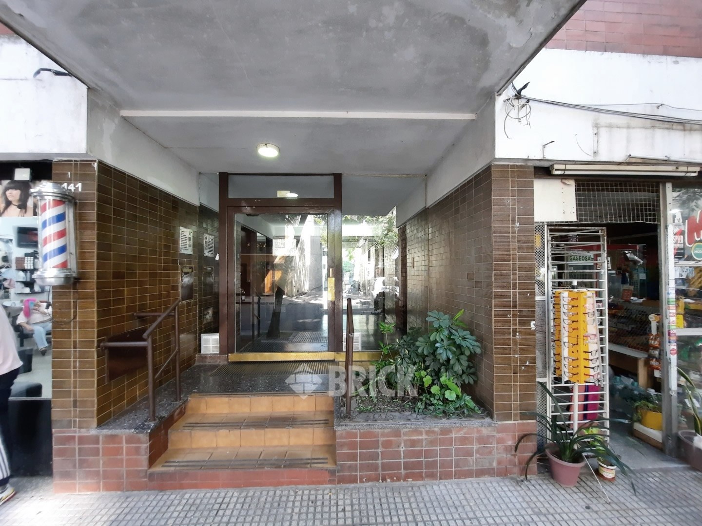 PICHINCHA al 100 Piso 1 21