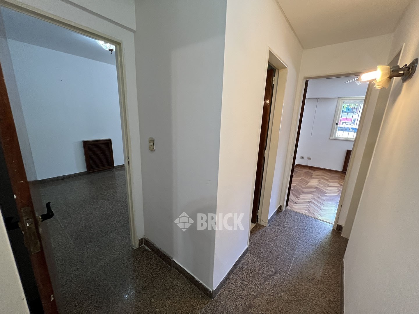 SAN JUAN, AV. al 1400 Piso PB 7