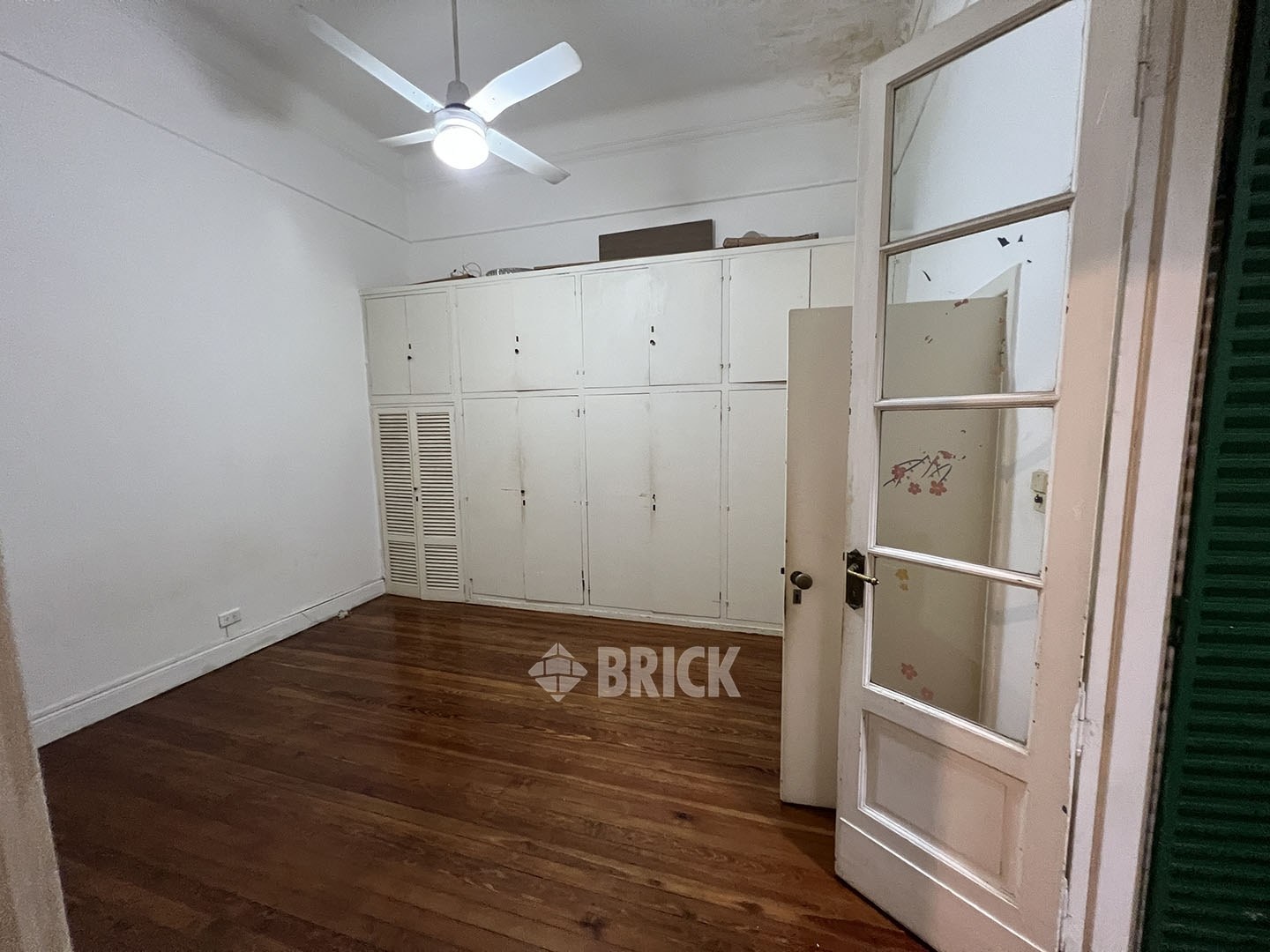 MITRE, BARTOLOME al 2600 Piso 1 10