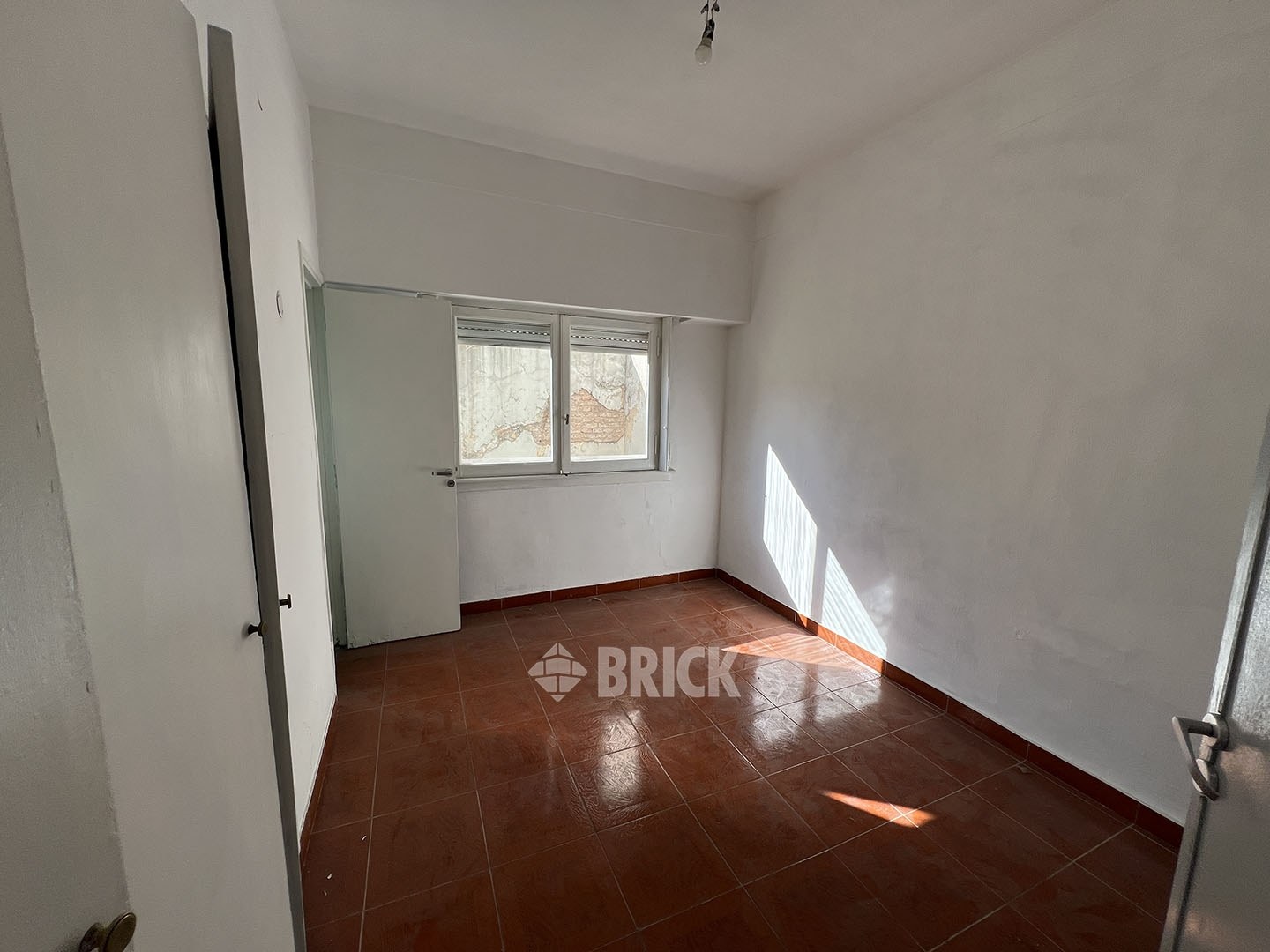 SAN JUAN, AV. al 3800 Piso 1 6