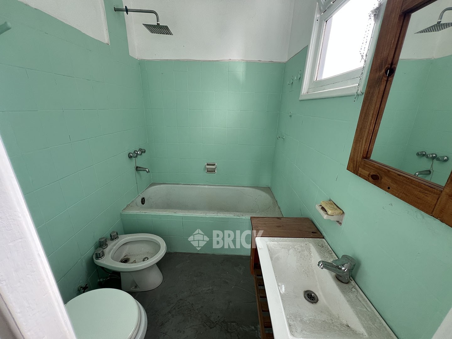 SAN JUAN, AV. al 3800 Piso 1 8