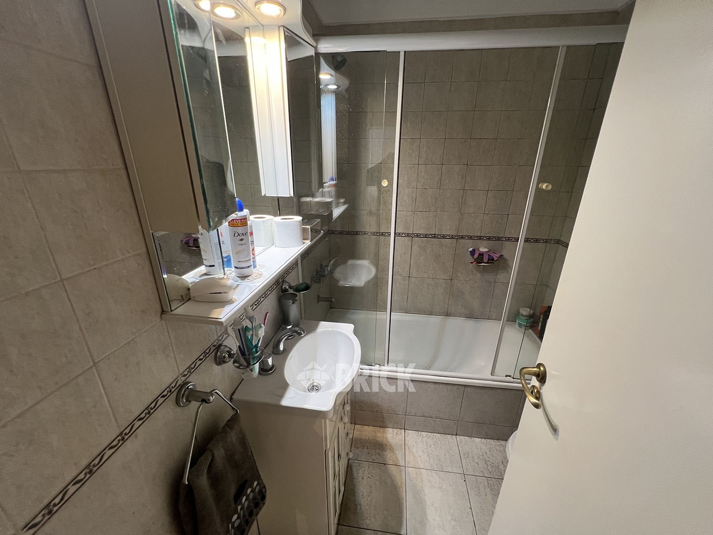 ALVAREZ, DONATO, T. GRAL. al 400 Piso 7 12