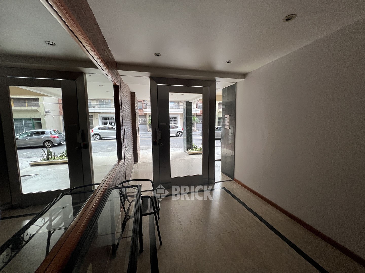 ALVAREZ, DONATO, T. GRAL. al 400 Piso 7 21