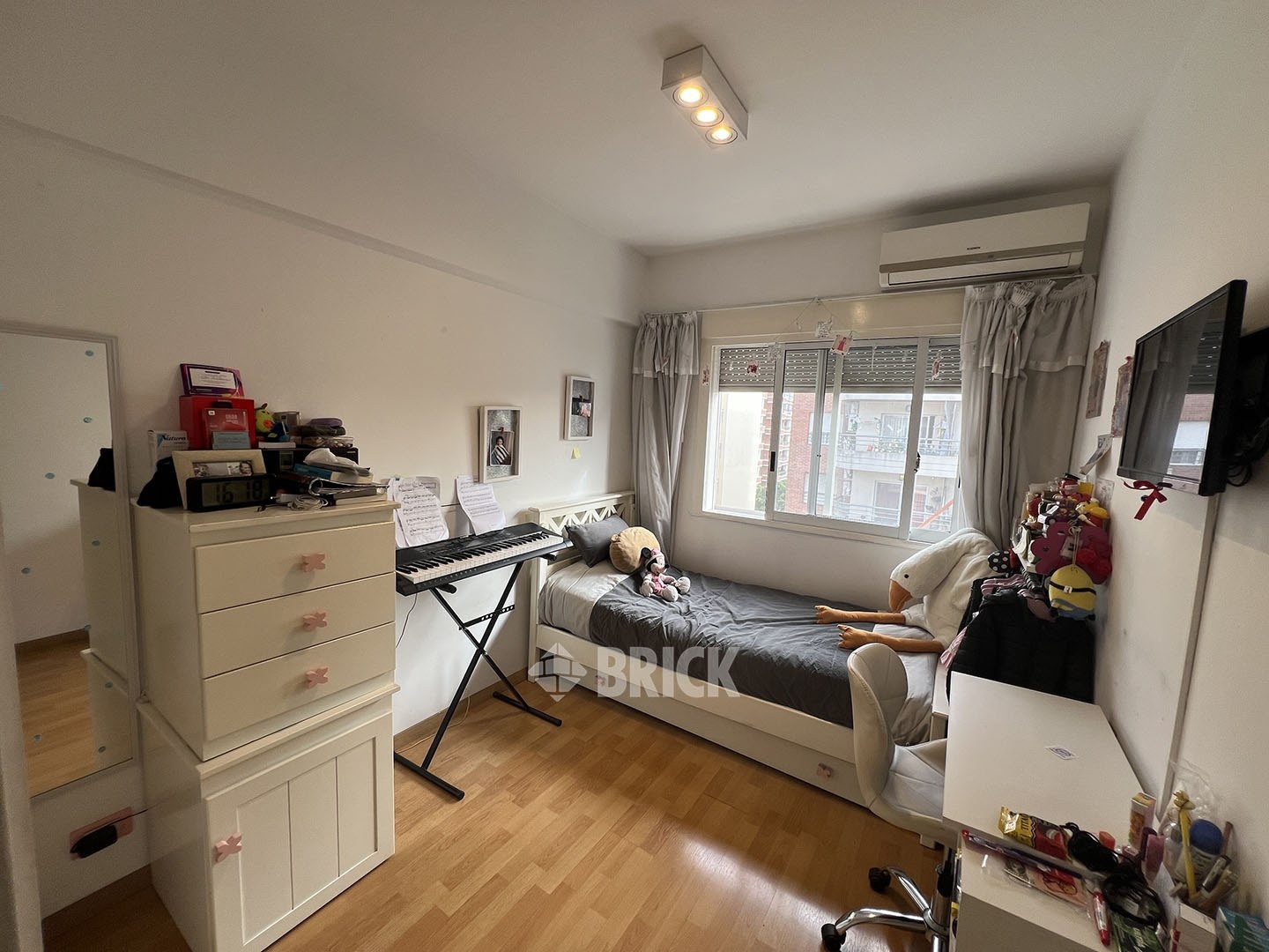 ALVAREZ, DONATO, T. GRAL. al 400 Piso 7 8