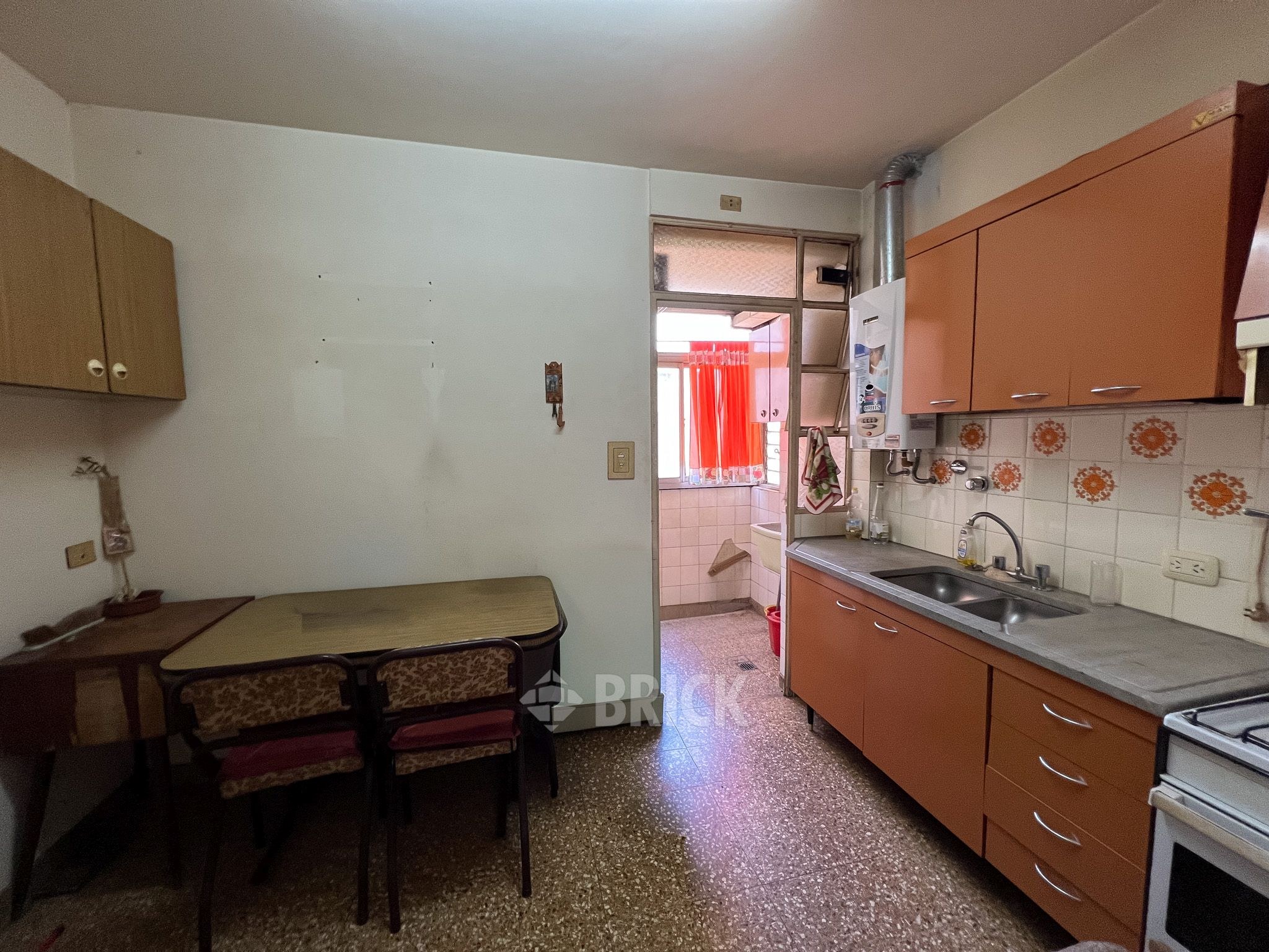 ACOSTA, MARIANO al 800 Piso 2 14