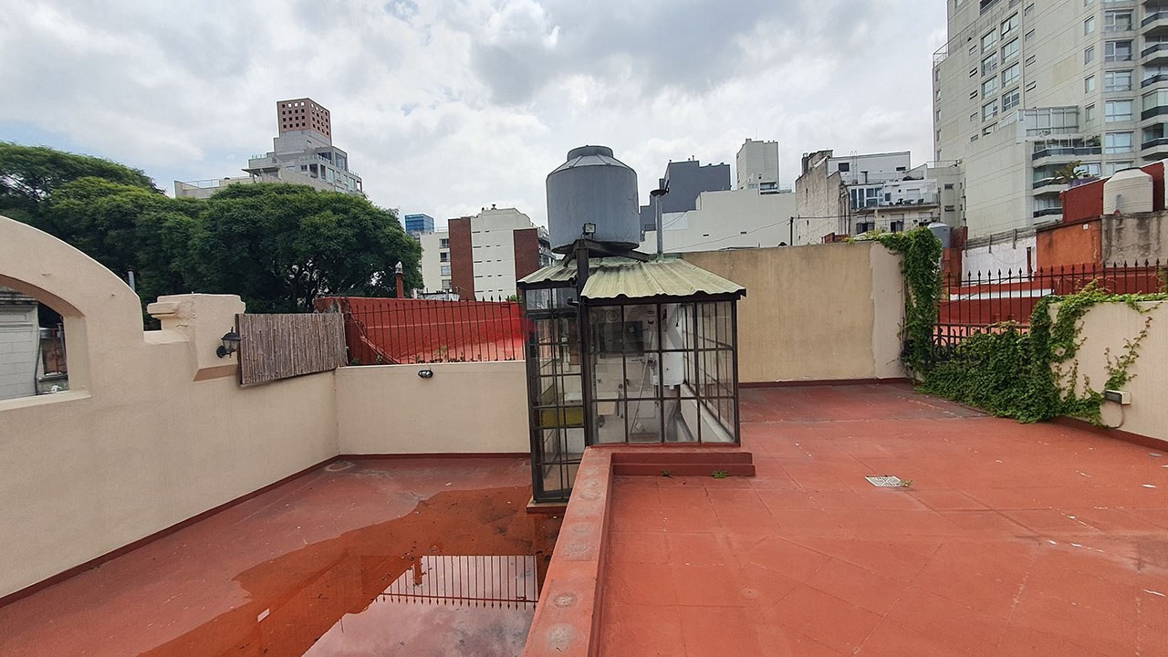 BORGES, JORGE LUIS al 2000 Piso 1 24