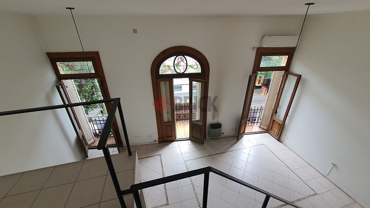 BORGES, JORGE LUIS al 2000 Piso 1 4