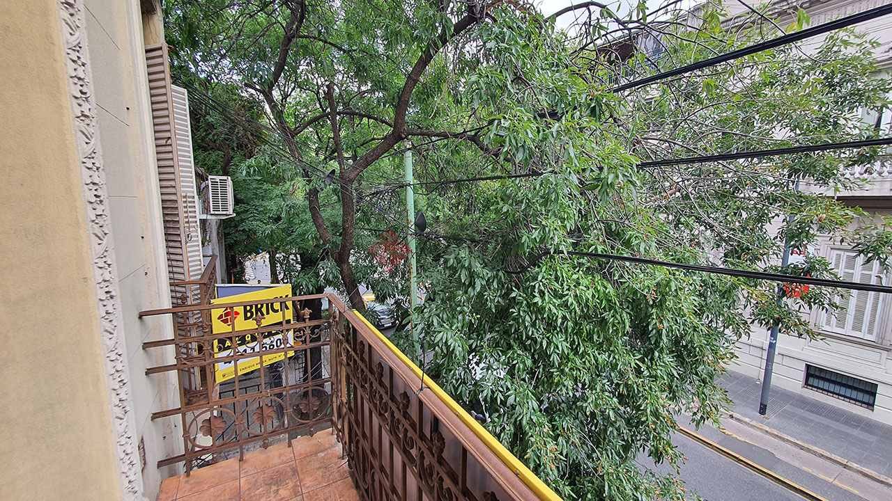 BORGES, JORGE LUIS al 2000 Piso 1 9