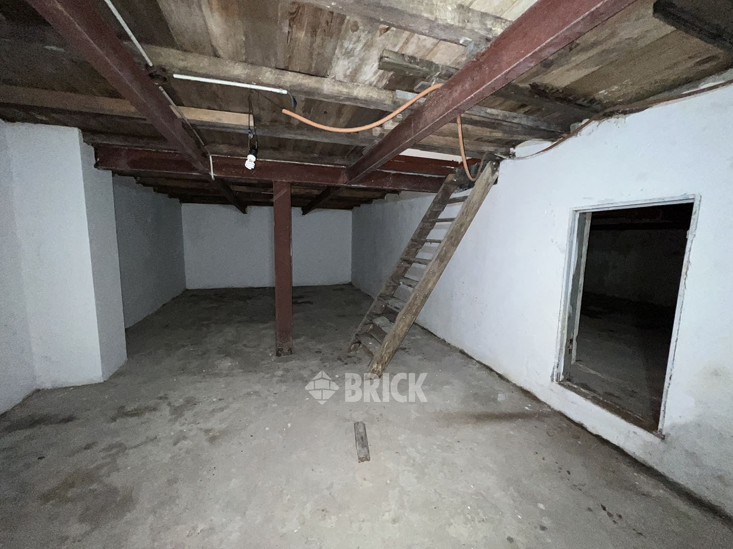 GIRARDOT al 100 Piso PB 10