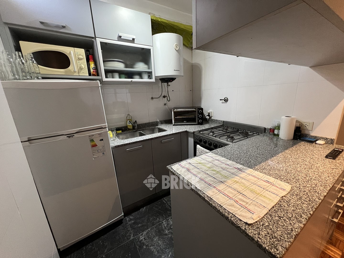 AUSTRIA al 2200 Piso 4 5