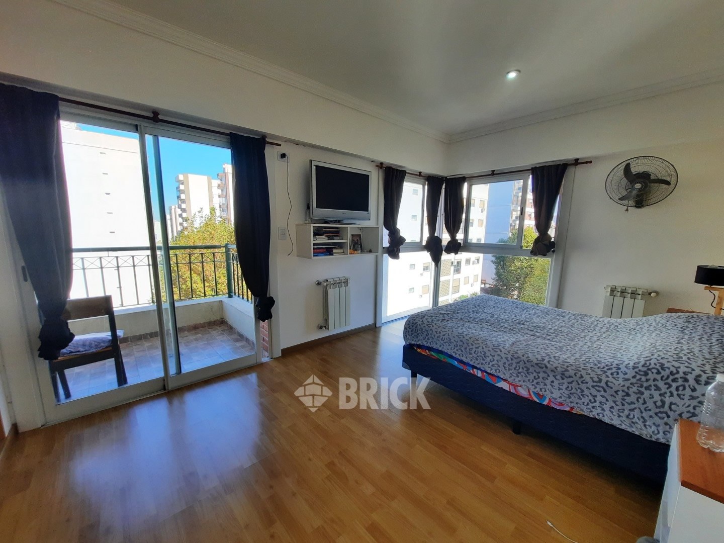 TUCUMAN al 100 Piso 6 13