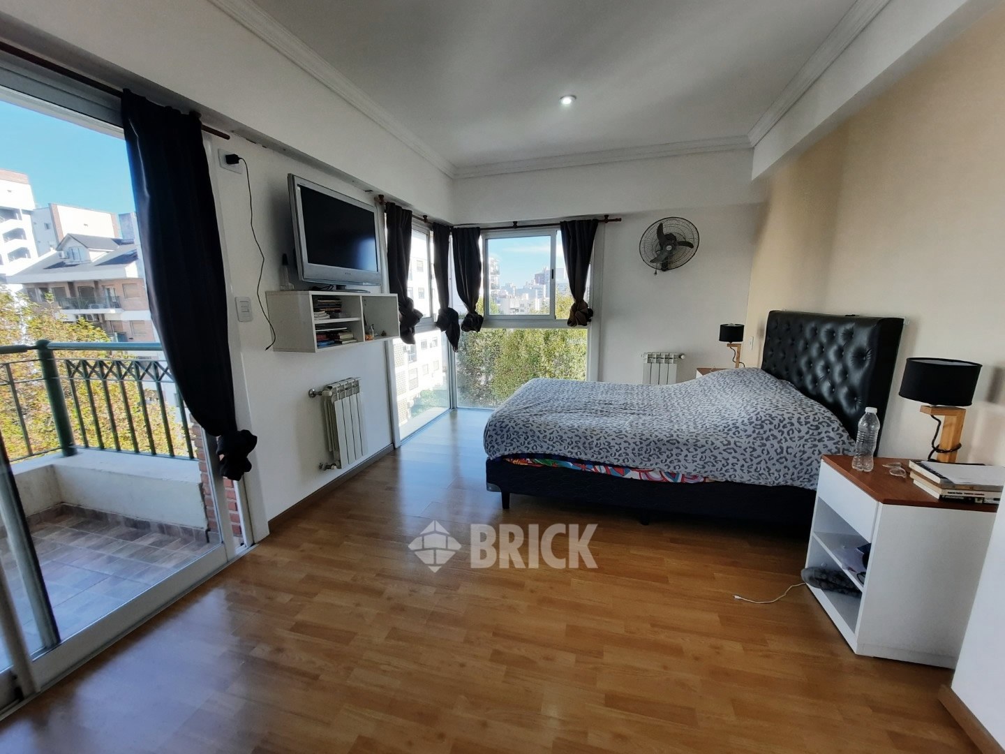 TUCUMAN al 100 Piso 6 14