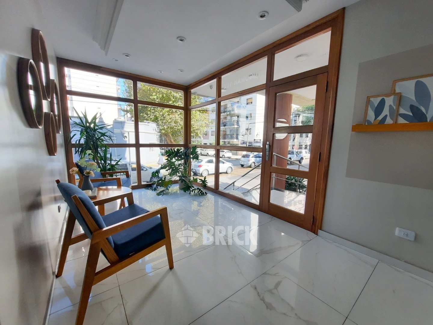 TUCUMAN al 100 Piso 6 27