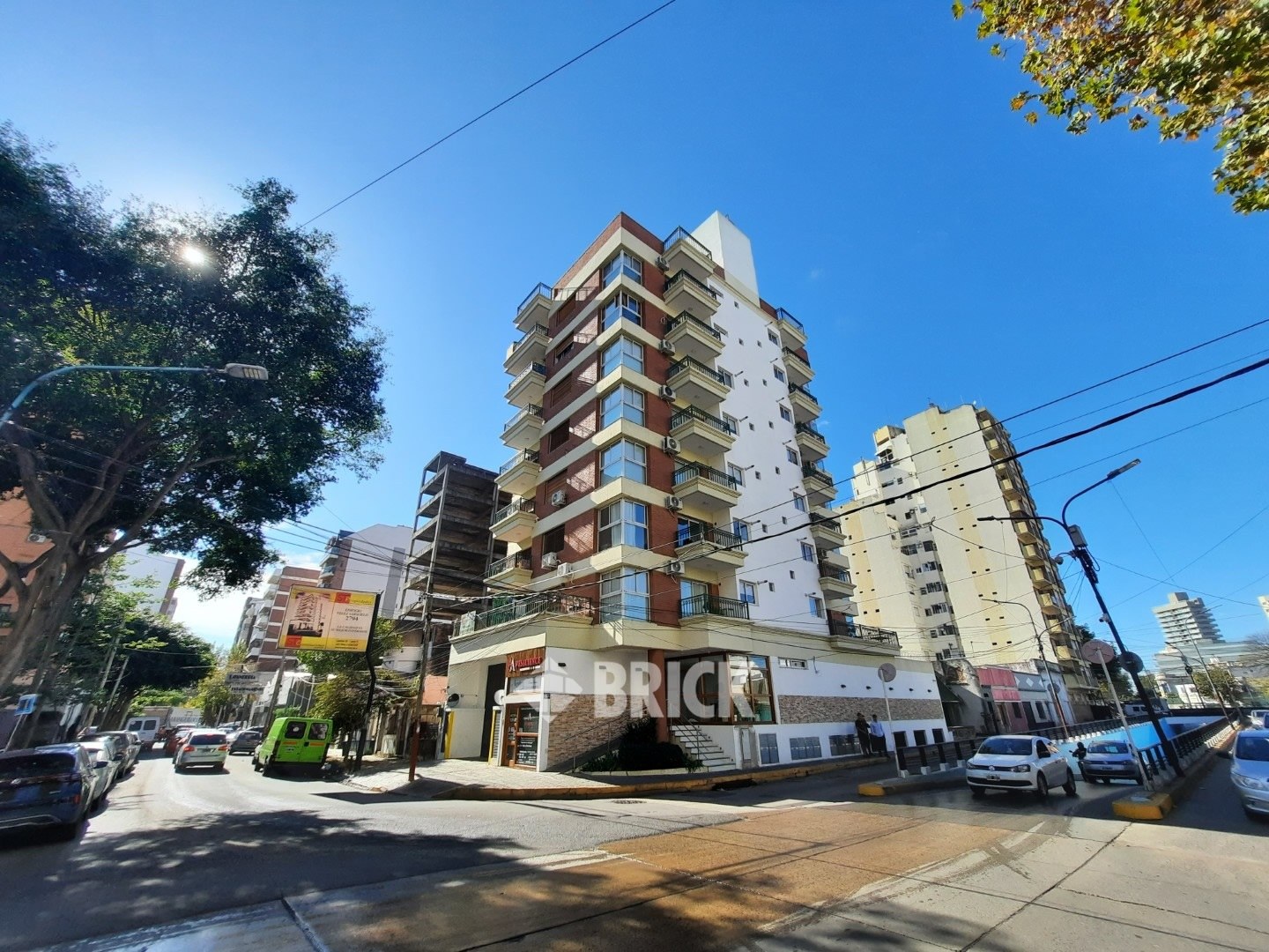 TUCUMAN al 100 Piso 6 30