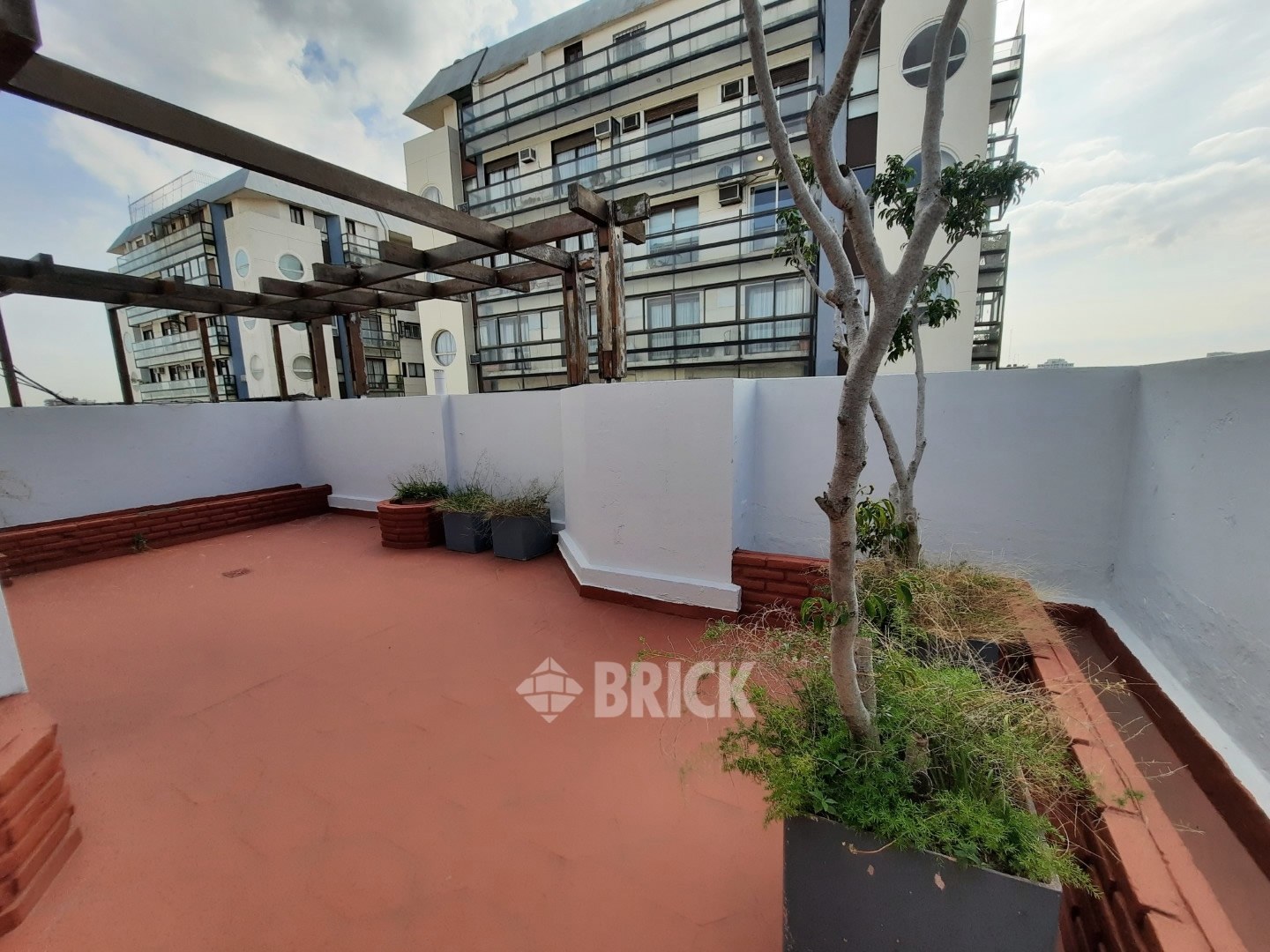 TALCAHUANO al 900 Piso 18 51