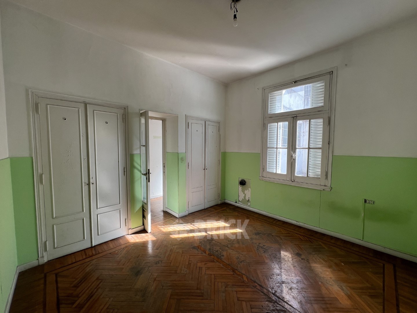 LACROZE, FEDERICO, AV. al 2400 Piso 1 18