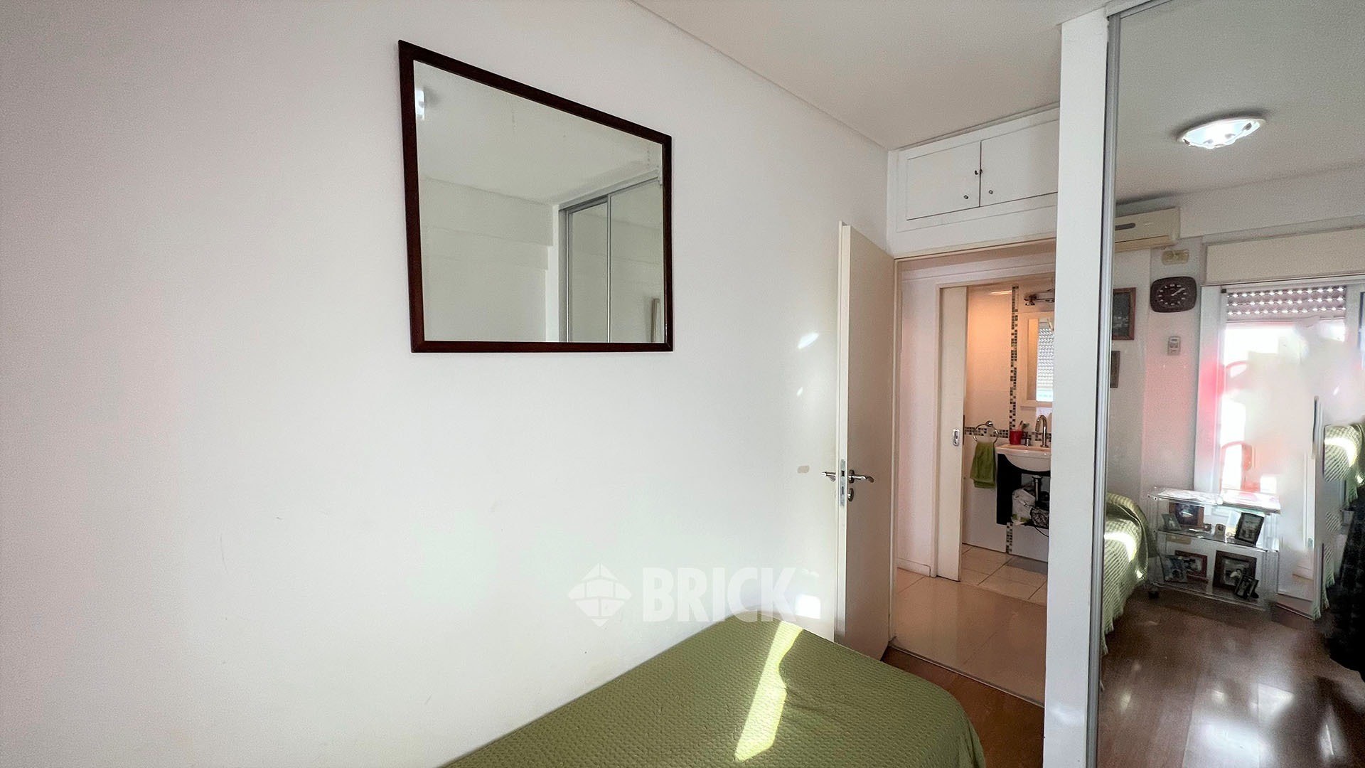 AVELLANEDA, AV. al 1700 Piso 7 11