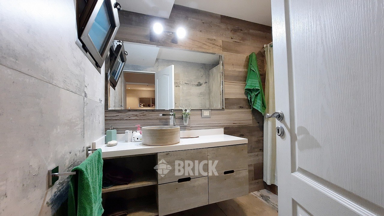 SOLER, GENERAL al 440 16