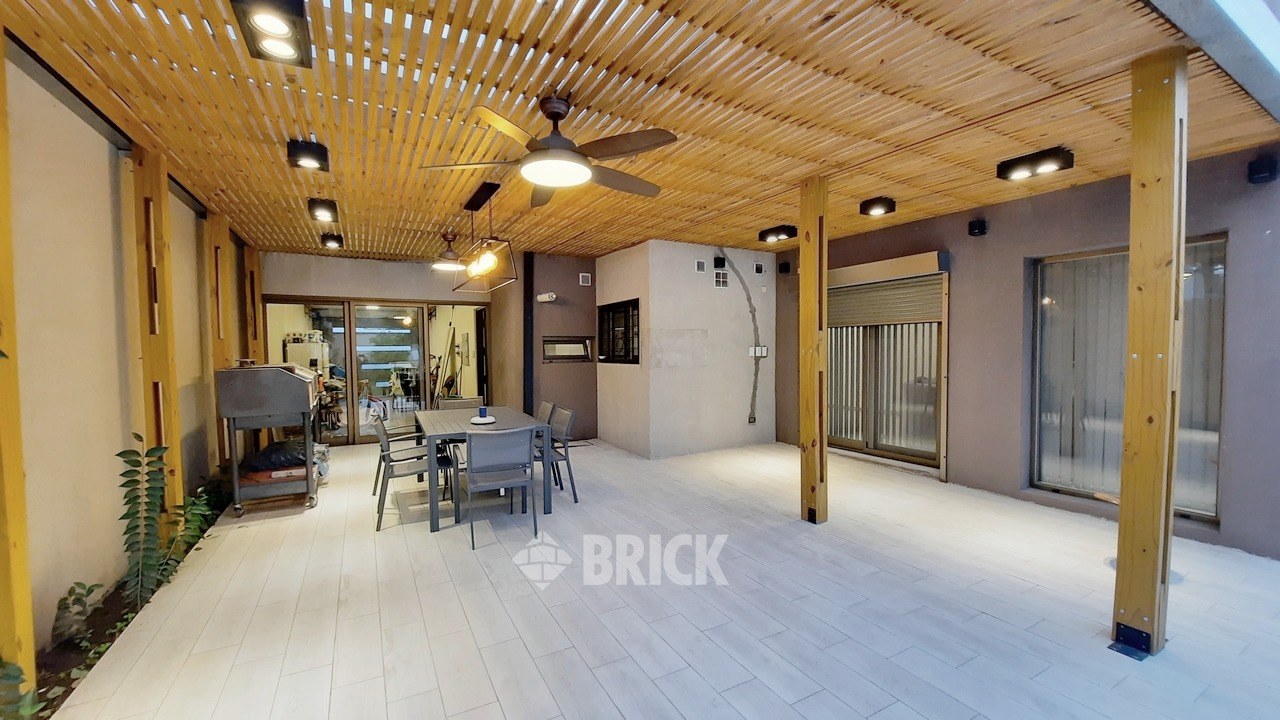 SOLER, GENERAL al 440 27