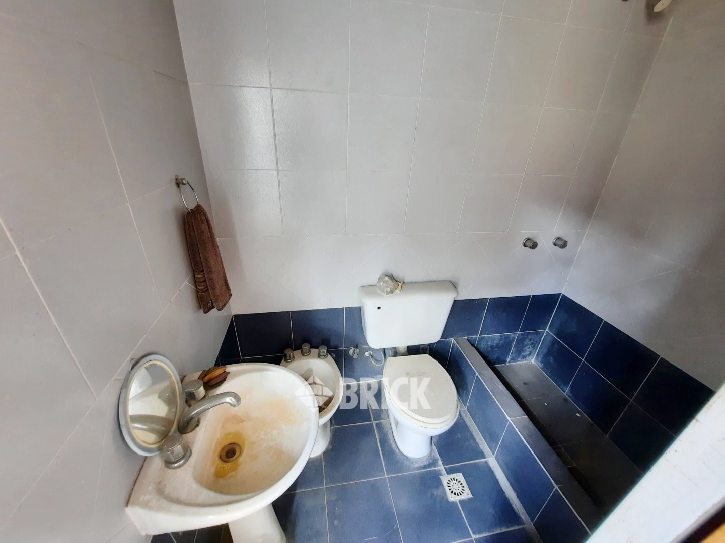 CASEROS, AV. al 2000 Piso 1 15