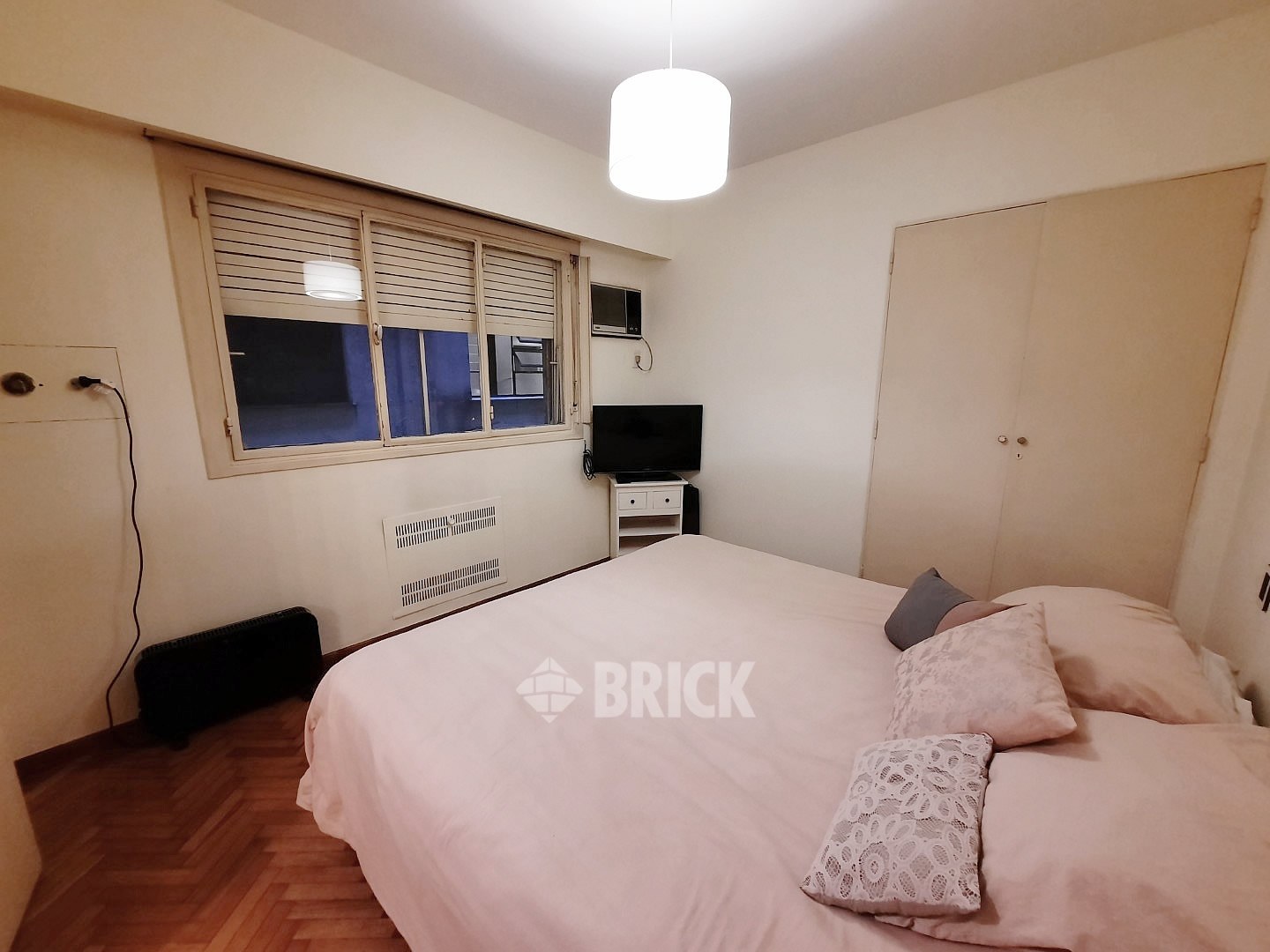 PARAGUAY al 800 Piso 2 8