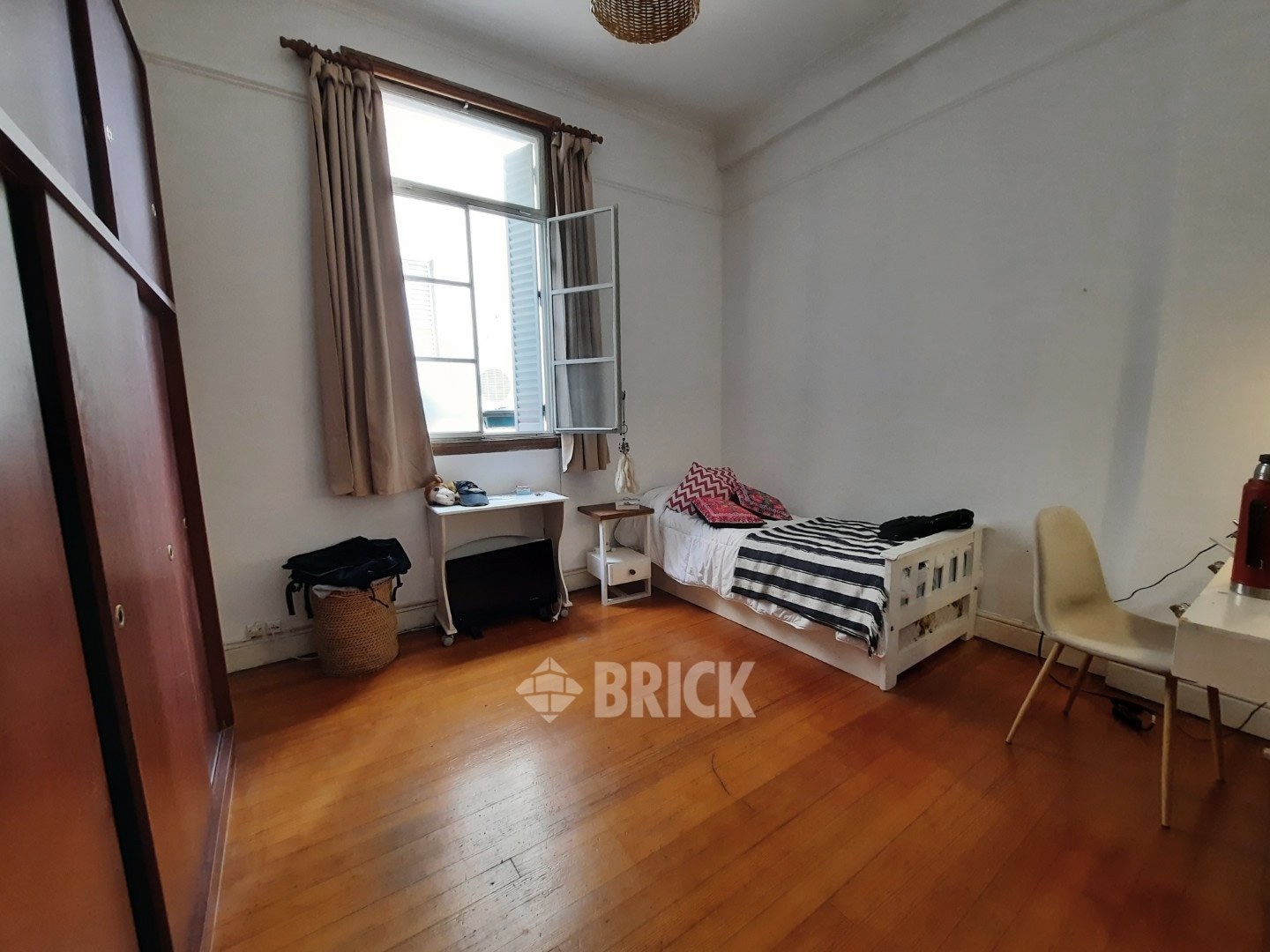 TUCUMAN al 2300 Piso 3 14