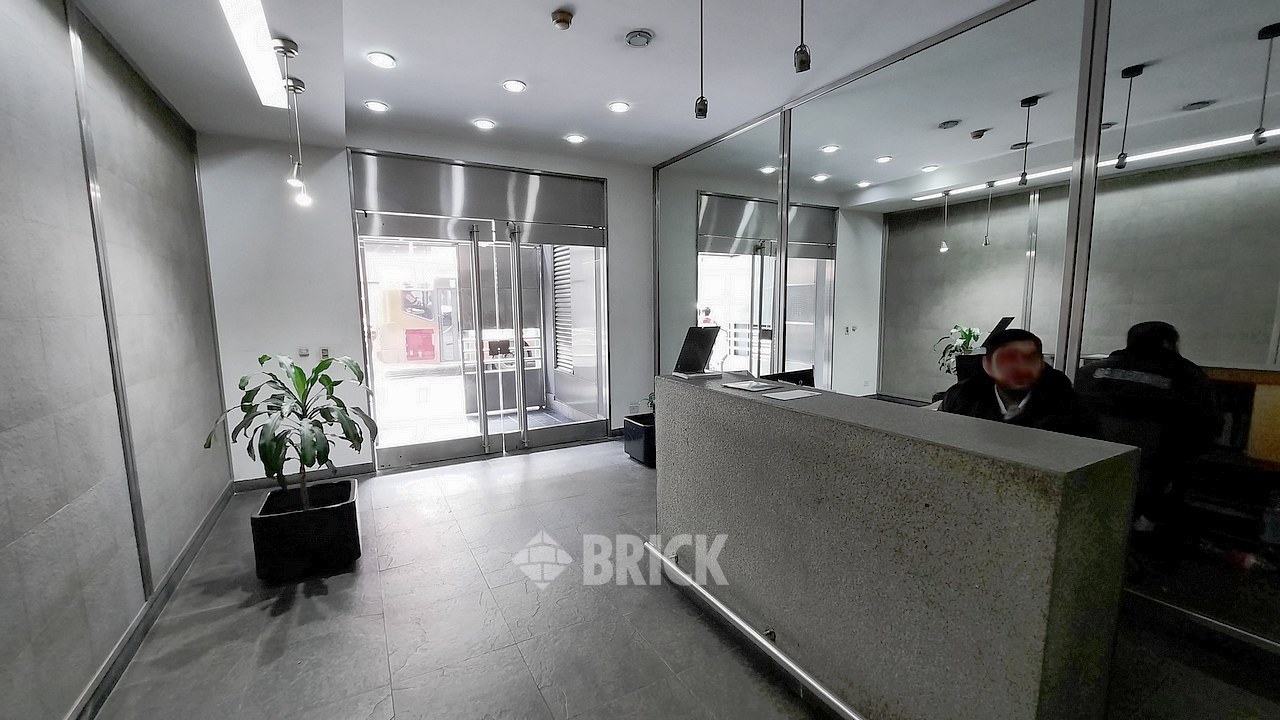 CORRIENTES, AV. al 1800 Piso 7 26