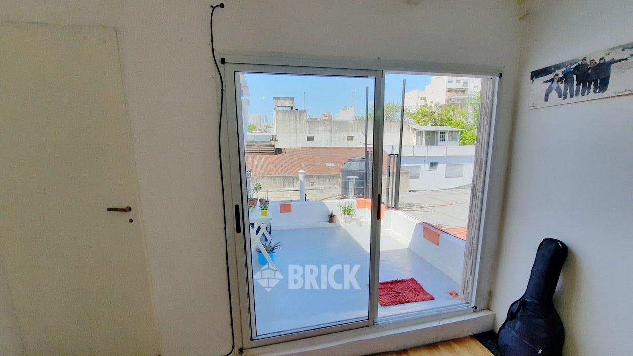 RODRIGUEZ, MANUEL al 1500 Piso 1 12