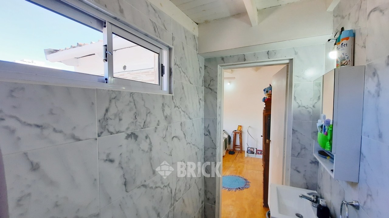 RODRIGUEZ, MANUEL al 1500 Piso 1 22