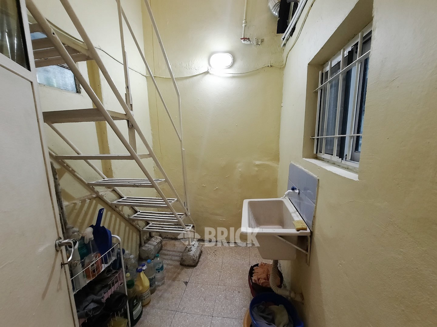 LAPRIDA al 1200 Piso PB 20