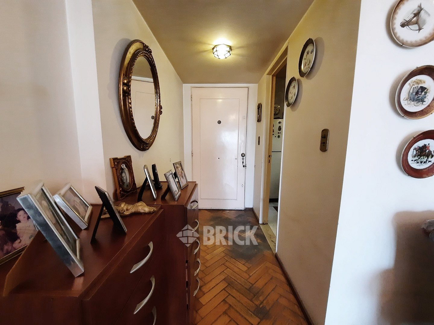 MITRE, BARTOLOME al 1100 Piso 6 15