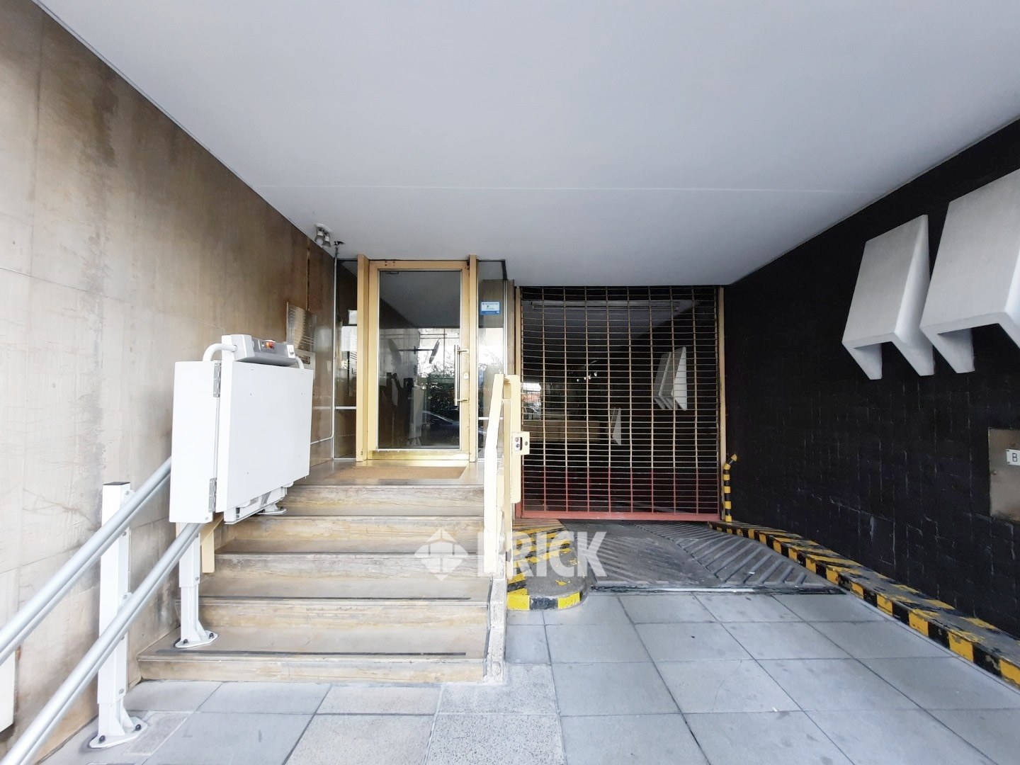 MITRE, BARTOLOME al 1100 Piso 6 25