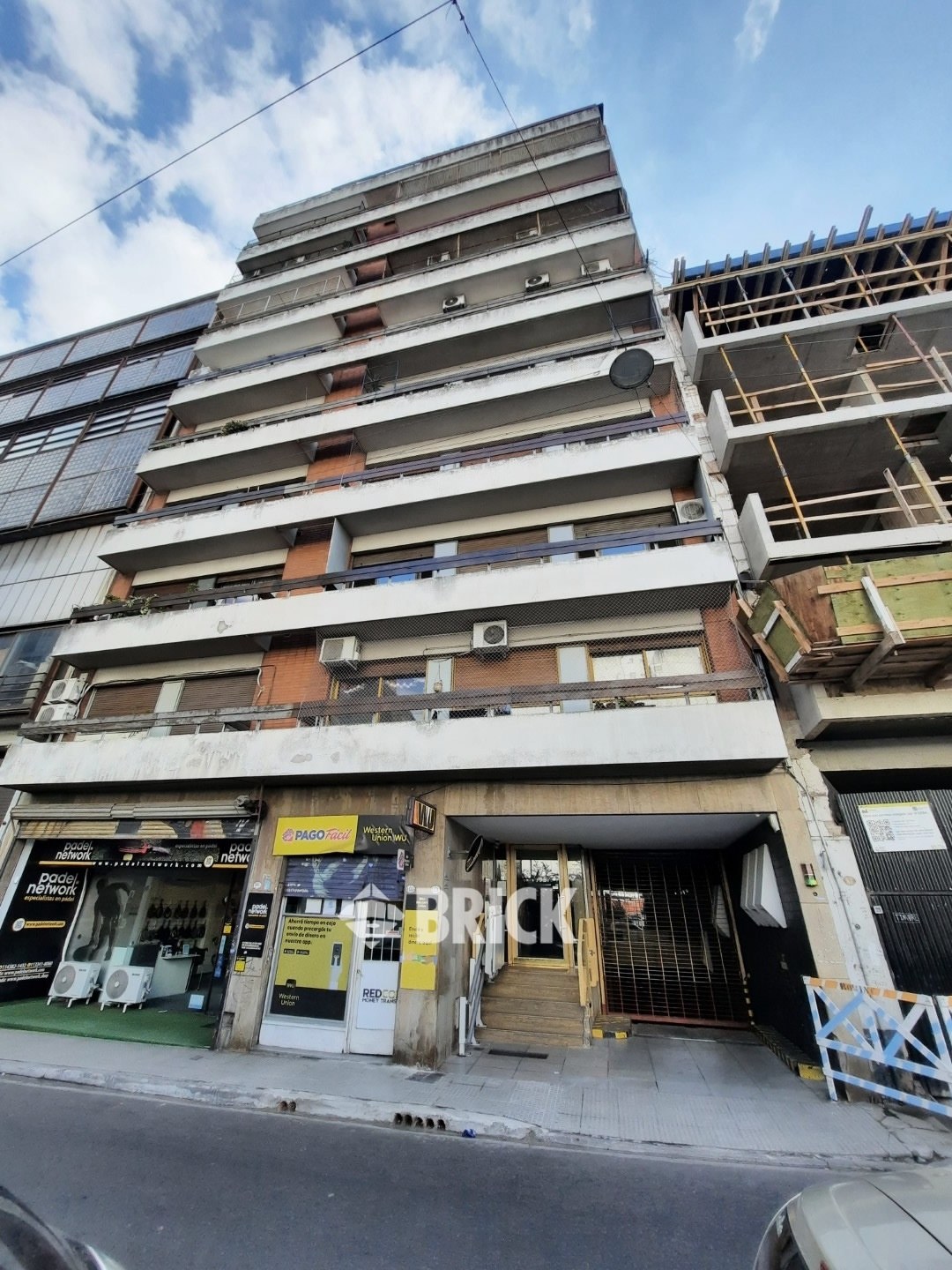 MITRE, BARTOLOME al 1100 Piso 6 26